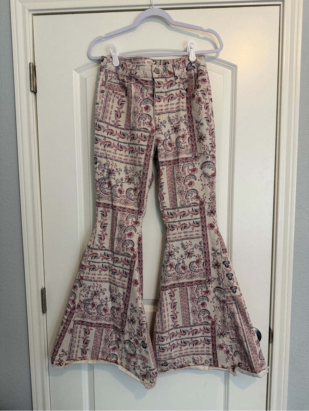 Shyanne Flare Cream Pants with Mauve and Navy Floral Print
